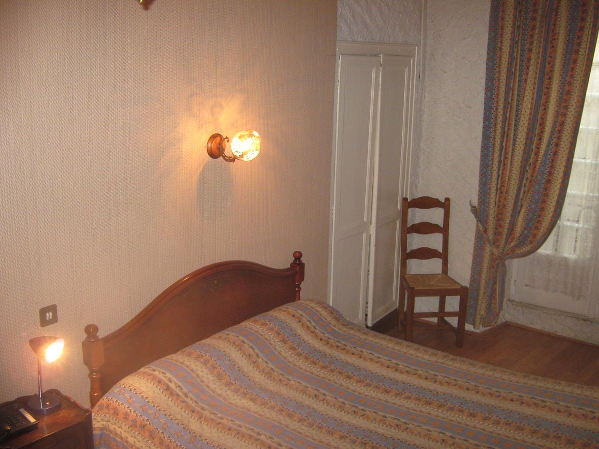Logis Hotel Restaurant La Chaumiere Tournon-sur-Rhone Buitenkant foto