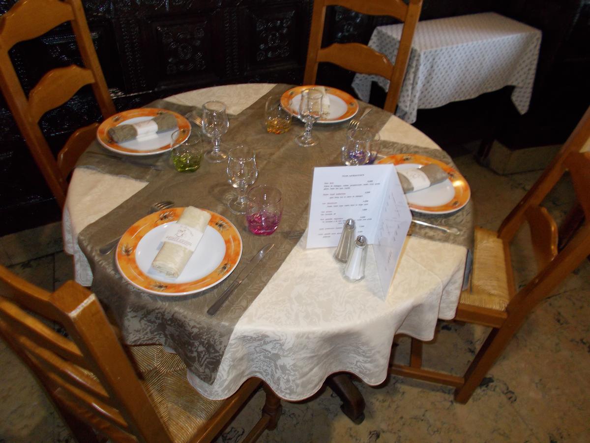 Logis Hotel Restaurant La Chaumiere Tournon-sur-Rhone Buitenkant foto