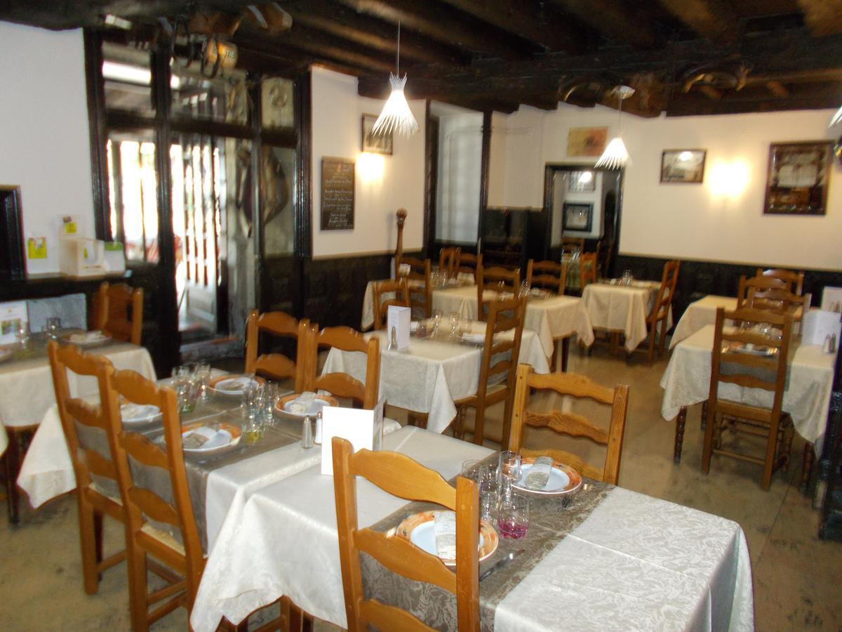 Logis Hotel Restaurant La Chaumiere Tournon-sur-Rhone Buitenkant foto